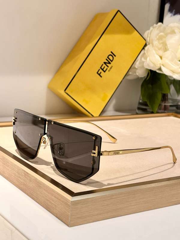 Picture of Fendi Sunglasses _SKUfw55791455fw